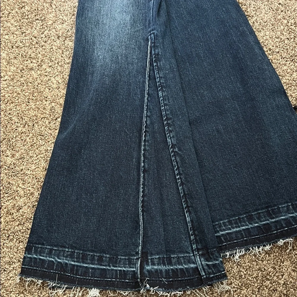 SHYANNE dark wash slit flare leg jeans